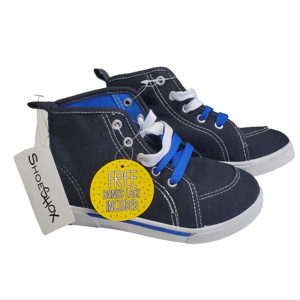 NWT Shoe Shox Boys High Top Sneakers Black/White Lace Up Size 11